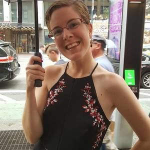 Meet your Posher, Leigh